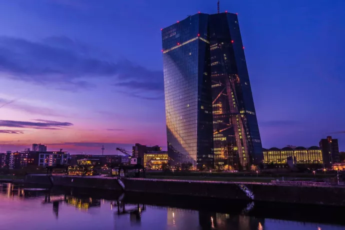 15765536141_e0e26592f6_k